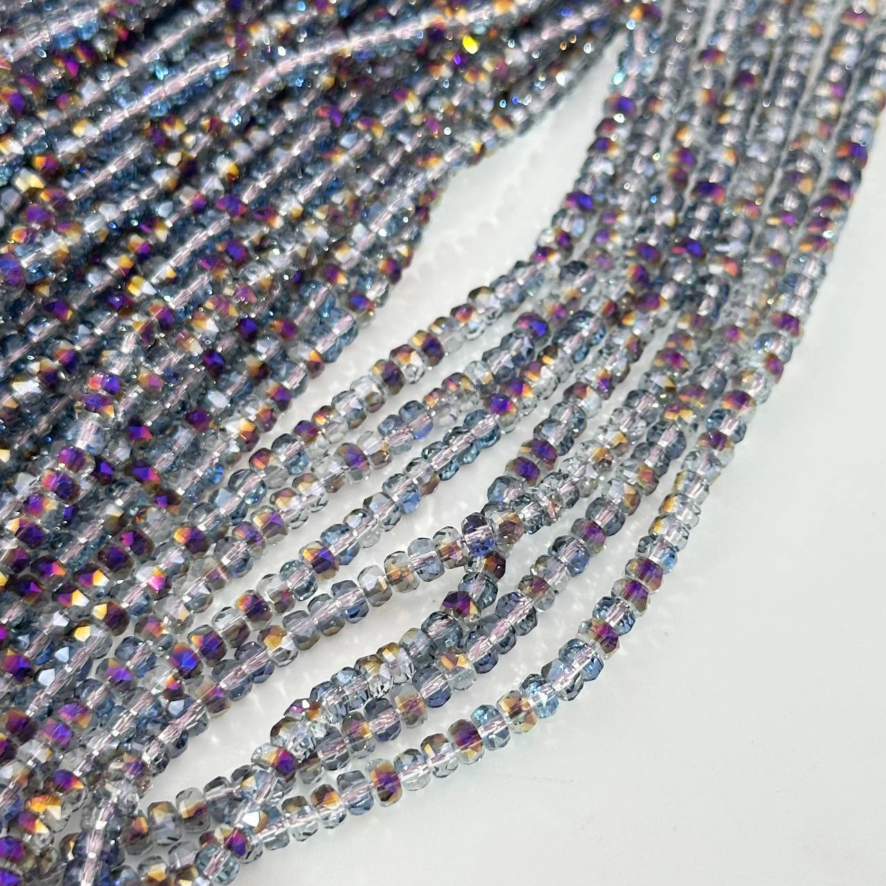 Бусины стеклянные размер 2,5*3,9мм цвет серый с отливом